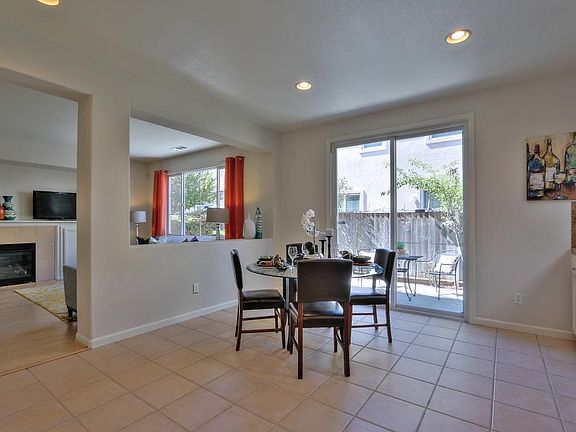 5th image of 2137 Kingsbury Cir
