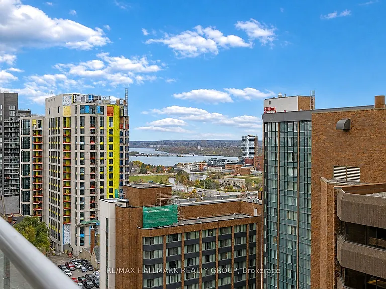 340 Queen St #1502 — Photo 10