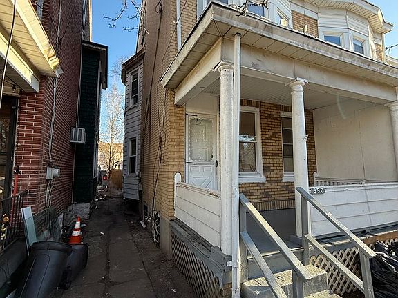 4th image of 350 Cleveland Ave