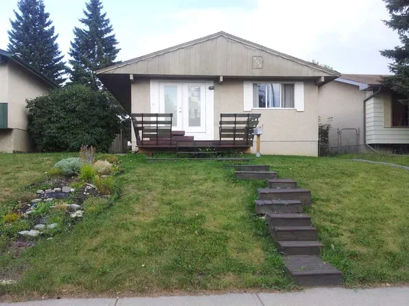 3256 W Doverville Cres SE, Calgary, AB T2B 1T9