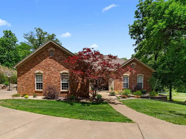 26228 Bubbling Brook Dr, Foristell, MO 63348