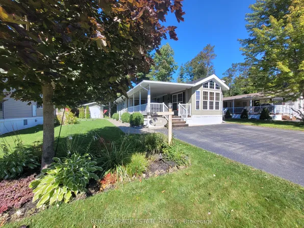 127 Madawaska Trl, Wasaga Beach, ON L9Z 2M2