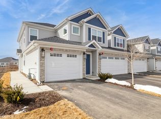 330 Masters Dr, Addison, IL 60101