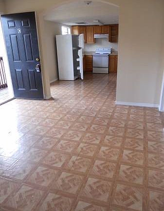 4th image of 1026 W Village Ct.