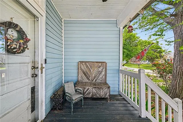 527 Grefer Ave — Photo 4