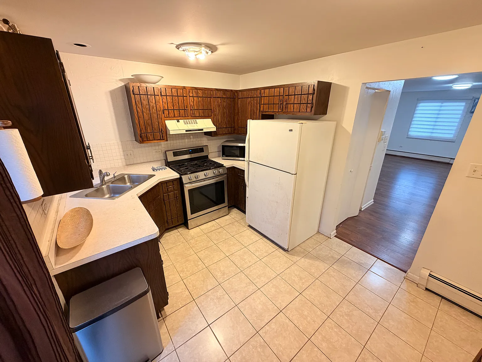 2 bed, 1.5 bath, 950 sqft, $1,500 — Photo 3