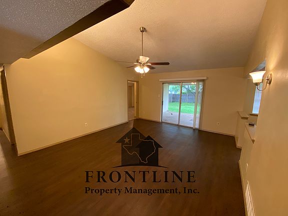 2nd image of 808 Skelly St