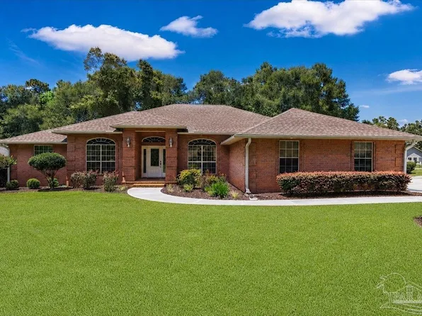 964 Broken Arrow Ln, Cantonment, FL 32533