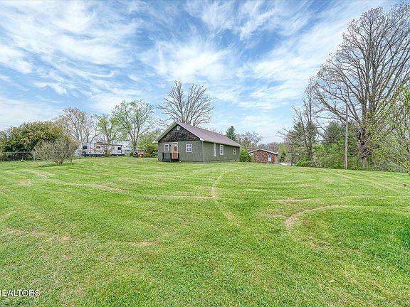5th image of 428 Patton Heights Cir