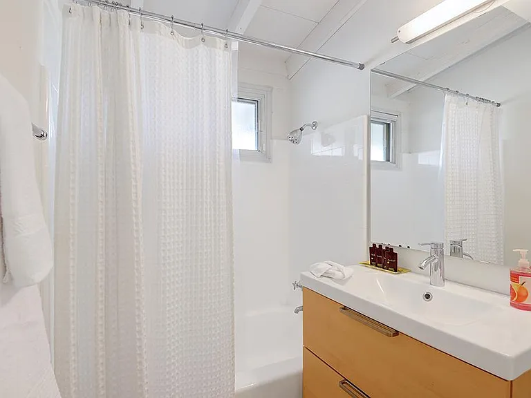 2290 N Cerritos Rd — Photo 24