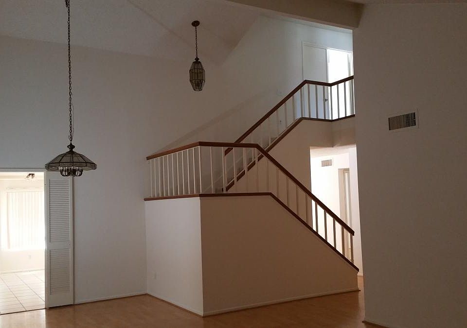 2nd image of 700 Mustang Cir