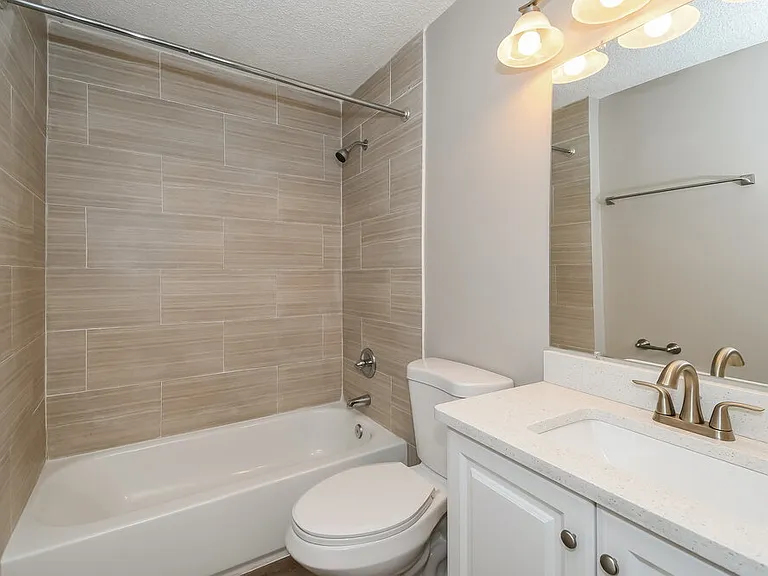 3083 Wavering Ln — Photo 14