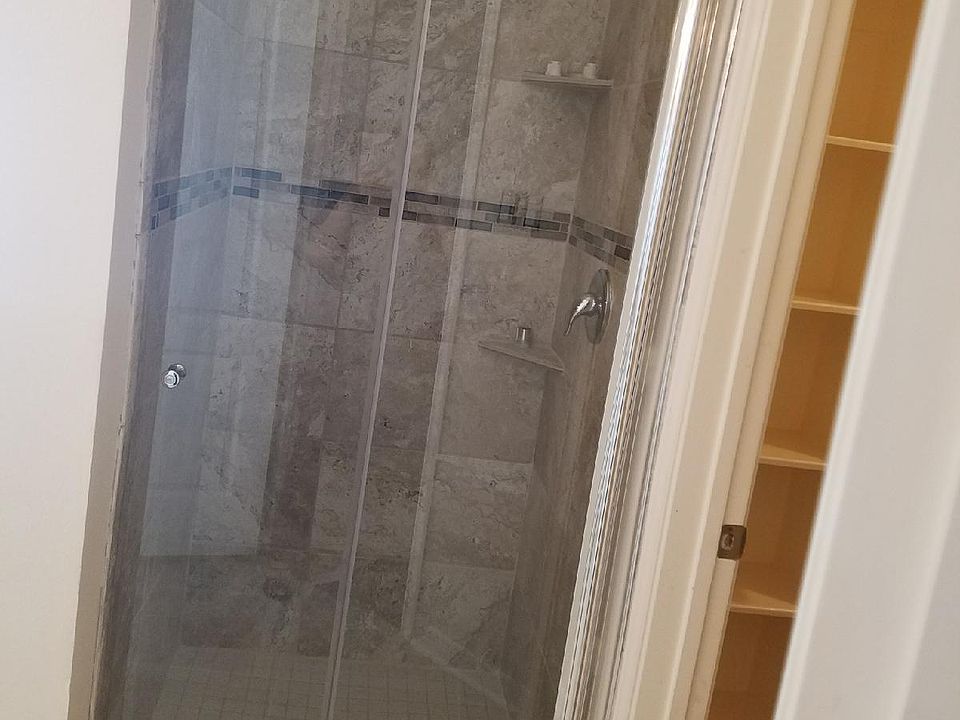 1st image of 9959 Driftwood Park Dr