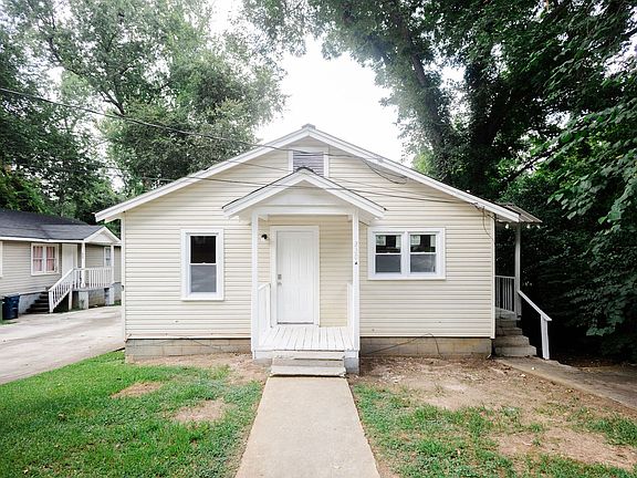 3rd image of 220 N 15th St #1