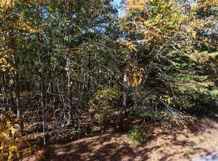 750 Cornwall Pl, Bushkill, PA 18324