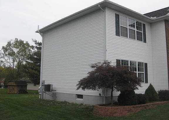 3rd image of 1333 Lakeshore Dr