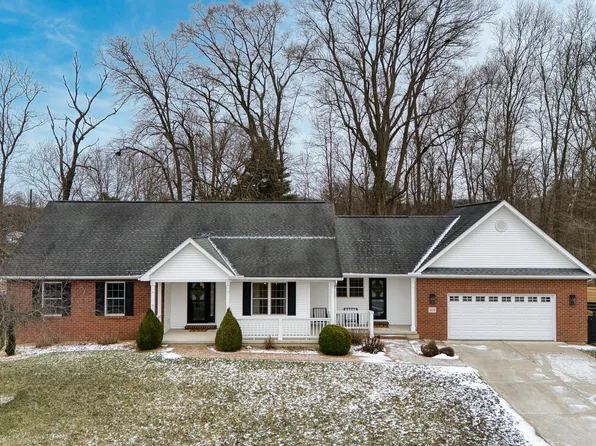 413 Patrick Dr S, Newark, OH 43055