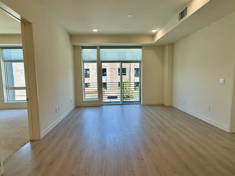 168 S Monterey St #309 — Photo 10