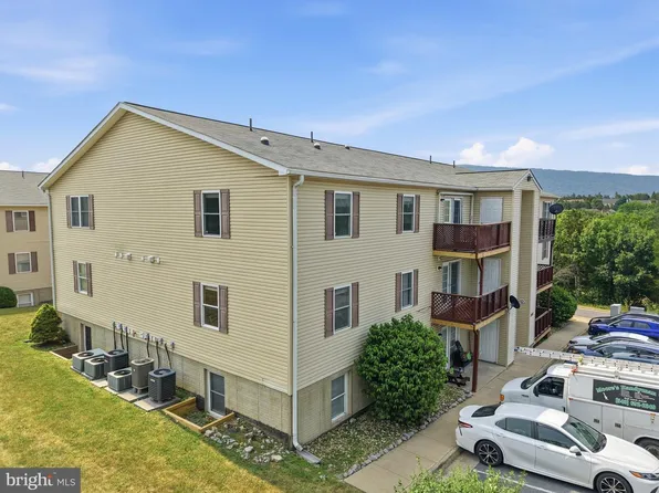 245 Brandy Ct, Strasburg, VA 22657