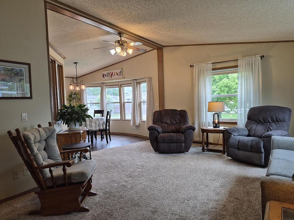 1st image of 512 Harbor Heights DRIVE