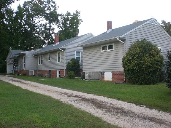 Driveway/Back of House