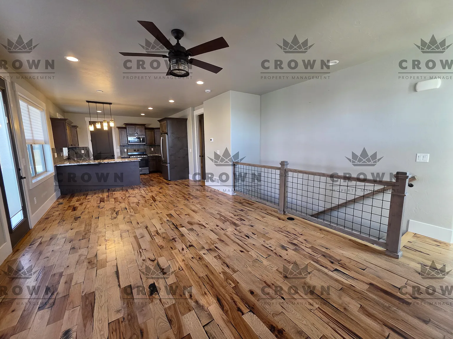 4 bed, 3361 sqft, $3,400 — Photo 2