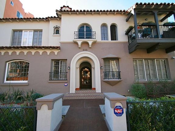 3rd image of 335 S Cloverdale Ave APT 202
