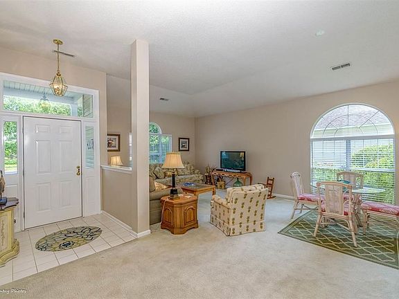 2nd image of 206 Boatmen Dr