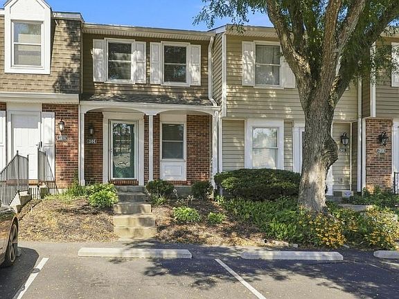 3rd image of 2804 Millbank Row