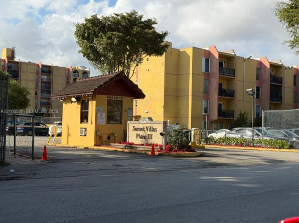 4707 NW 7th St APT 207-8, Miami, FL 33126
