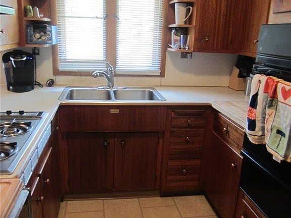 2nd image of 135 Terra Ln