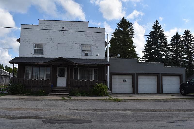 4977 Sparr Rd, Gaylord, MI 49735 Zillow