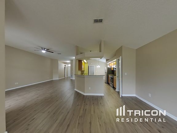 3rd image of 12756 Black Angus Dr