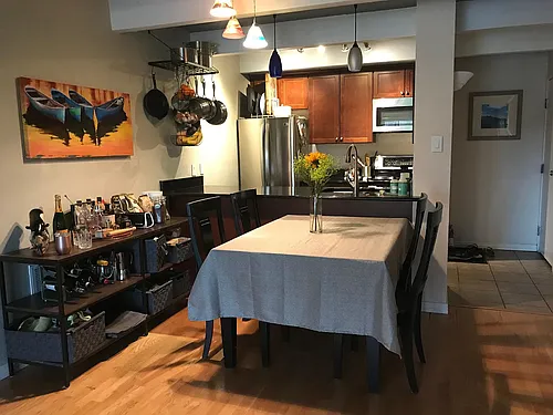 1433 N Williams St #601 Photo 1