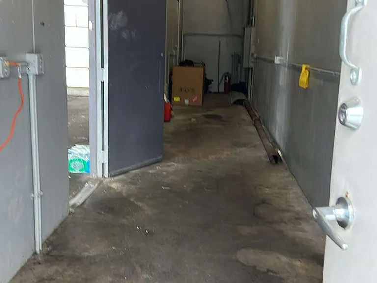 705 8th St #3AUTO — Photo 3