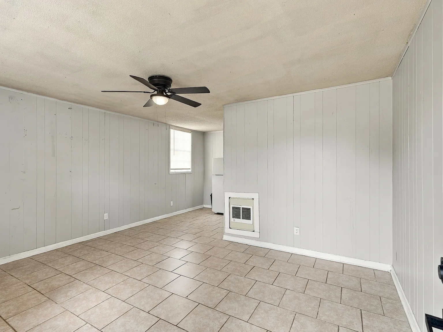 1 bed, 741 sqft, $650 — Photo 4