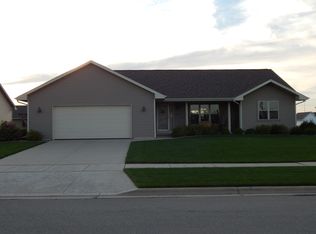 2452 Ballyvaughan Rd, De Pere, WI 54115