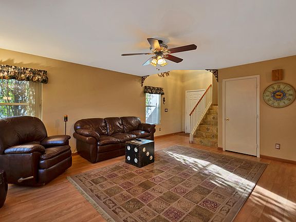3rd image of 1170 W Kingbird Dr