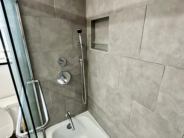 44 Broadlawn Park — Photo 22