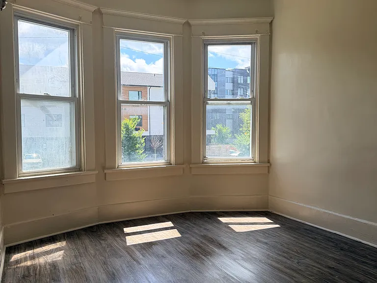 83 Edna Pl #2 — Photo 9