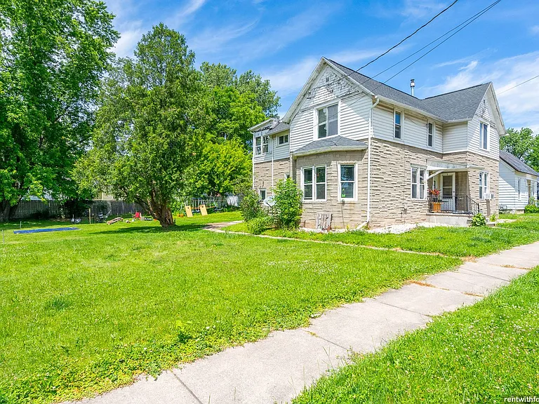 1111 Oviatt St, Kaukauna — Photo 17