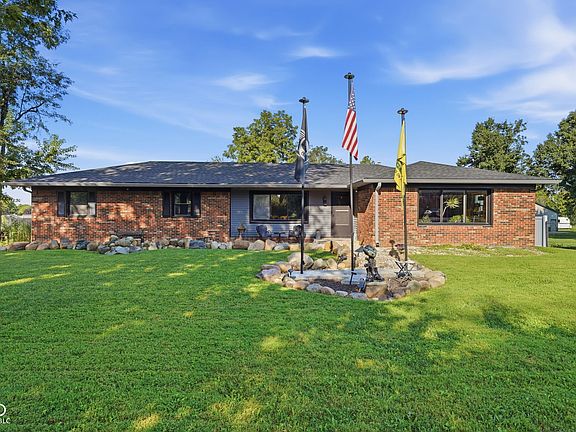 2nd image of 5638 Gray Rd