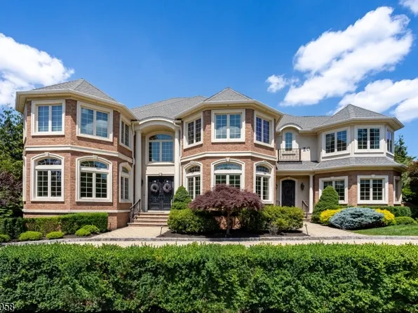 10 Michelle Ln, Livingston Twp., NJ 07039