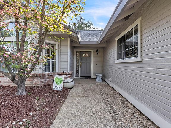 4th image of 8120 Ella Ct