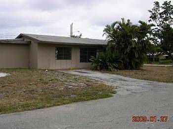 1st image of 4250 NE 12th Ave