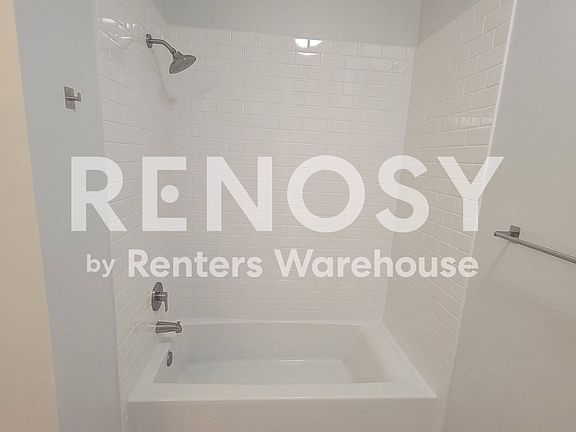 5th image of 400 17th St NW Unit 1406