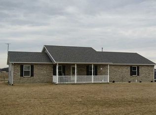 13155 Southland Rd, Wapakoneta, OH 45895
