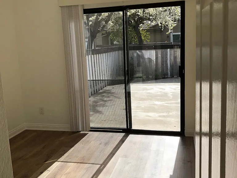 441 Sobre Colinas Pl — Photo 15
