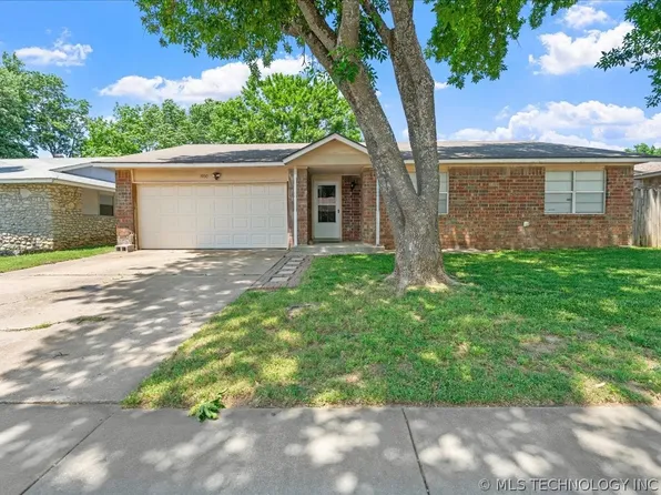 1900 W Gary St, Broken Arrow, OK 74012