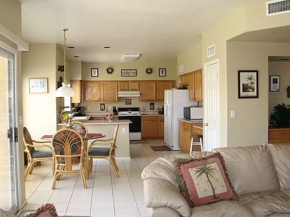 5th image of 4055 W Dublin St